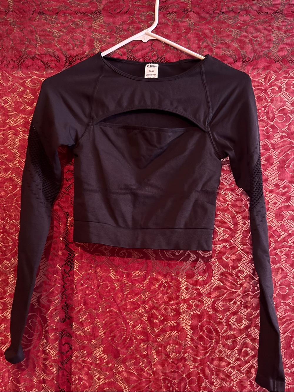PINK Victoria’s Secret Black Seamless Keyhole Long Sleeve Crop Top Small